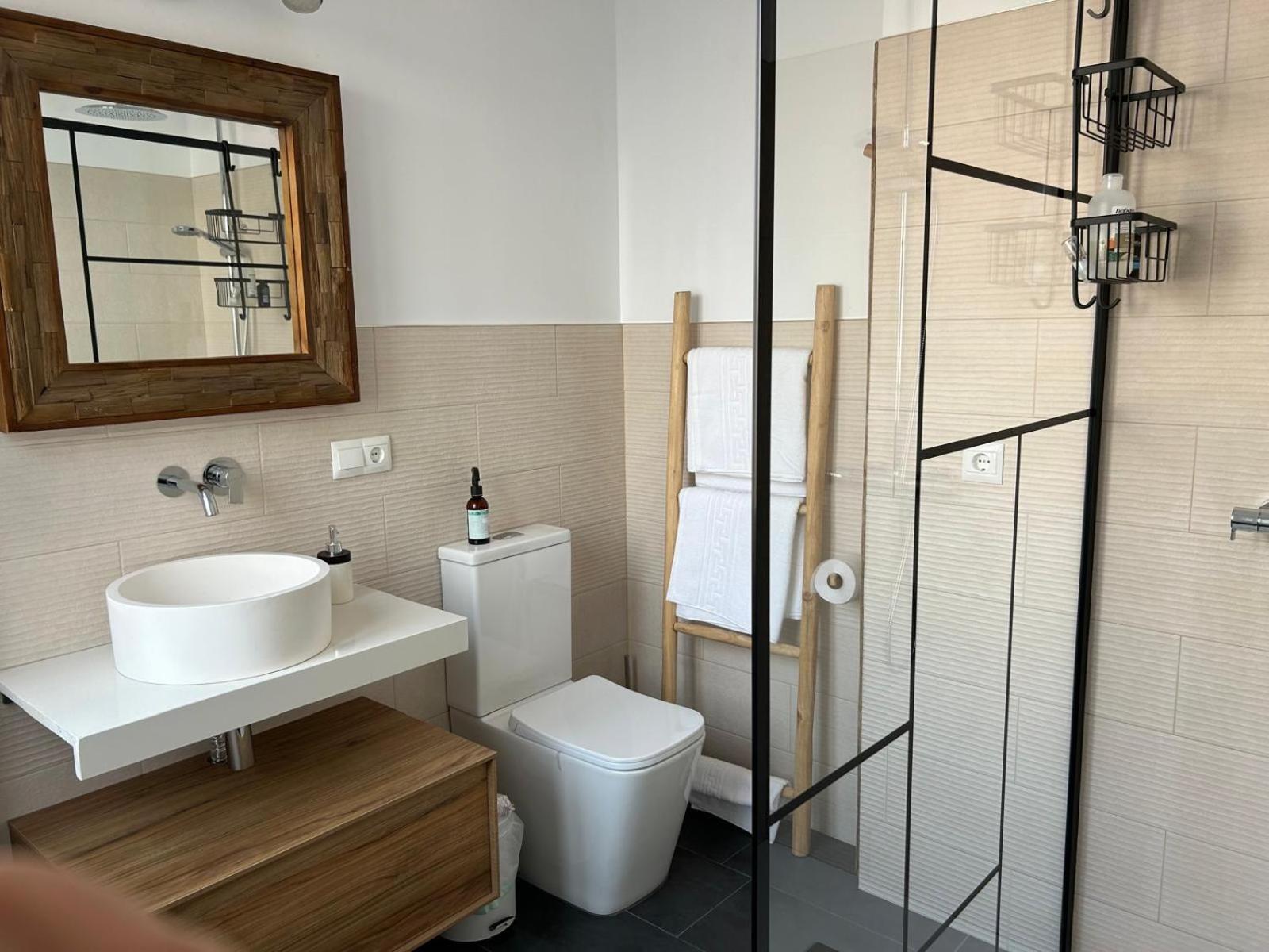 Center Apartment Fully Eqquiped Opcional Breakfast Sevilla Exteriör bild