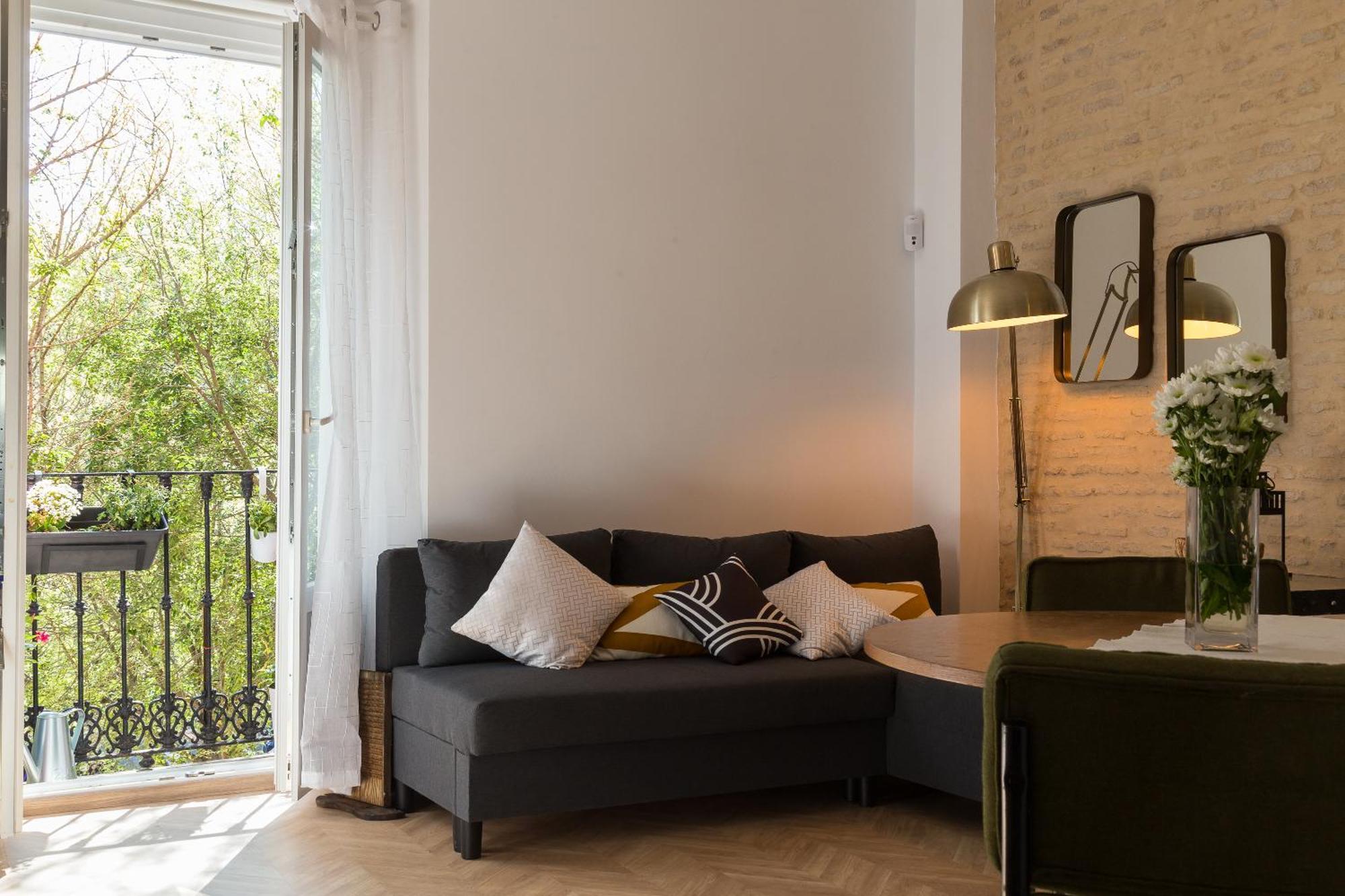 Center Apartment Fully Eqquiped Opcional Breakfast Sevilla Exteriör bild